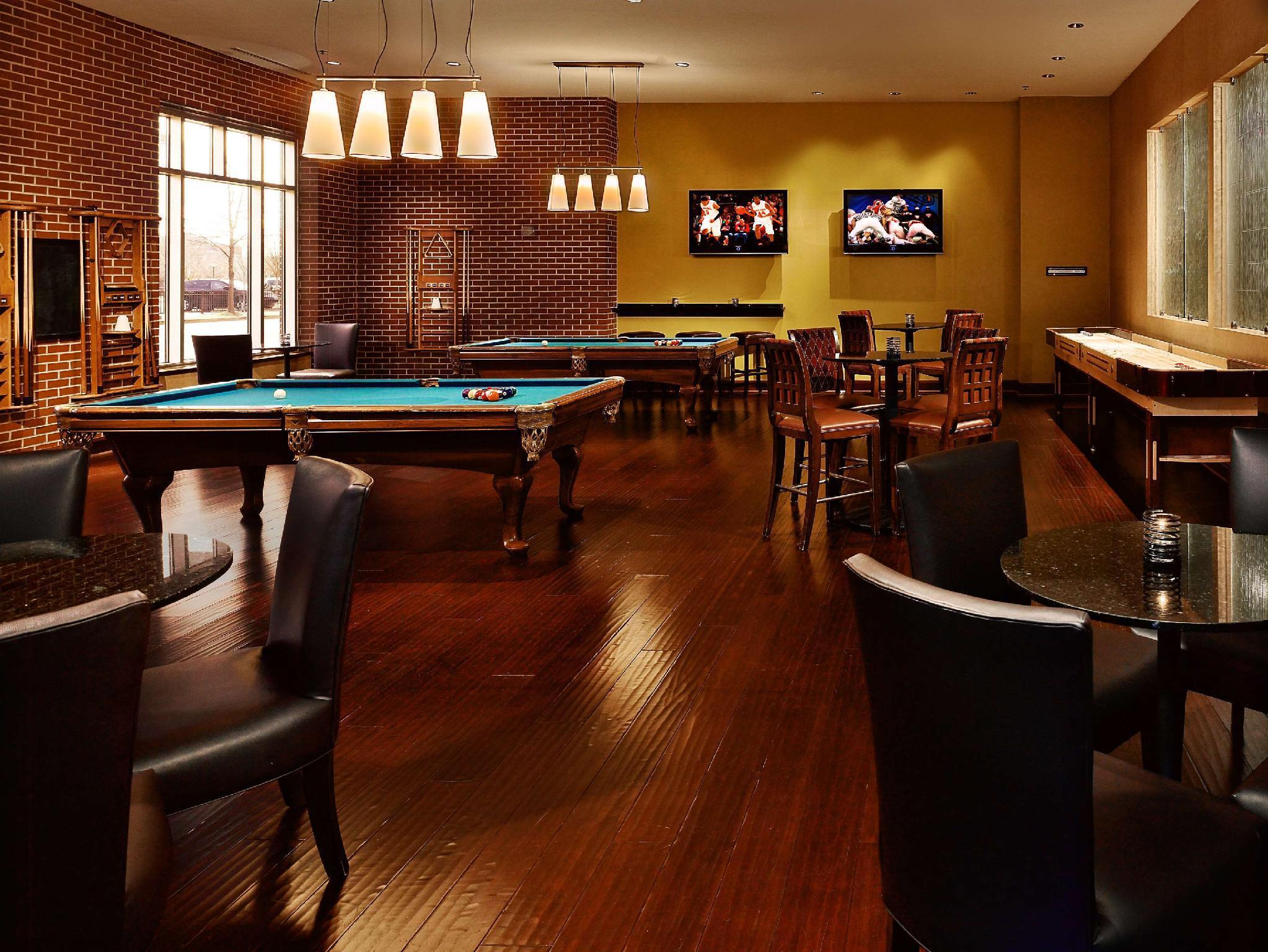 The Chattanoogan Hotel, Curio Collection By Hilton Bagian luar foto